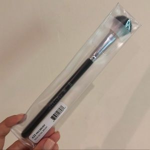 ANASTASIA A23 highlighting brush